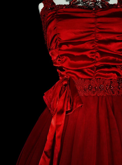 Einzigartiges Ballkleid mit Spaghettiträgern aus rotem Tüll, inspiriert von den Homecoming-Kleidern der 2000er Jahre, kurzes Homecoming-Kleid N1748