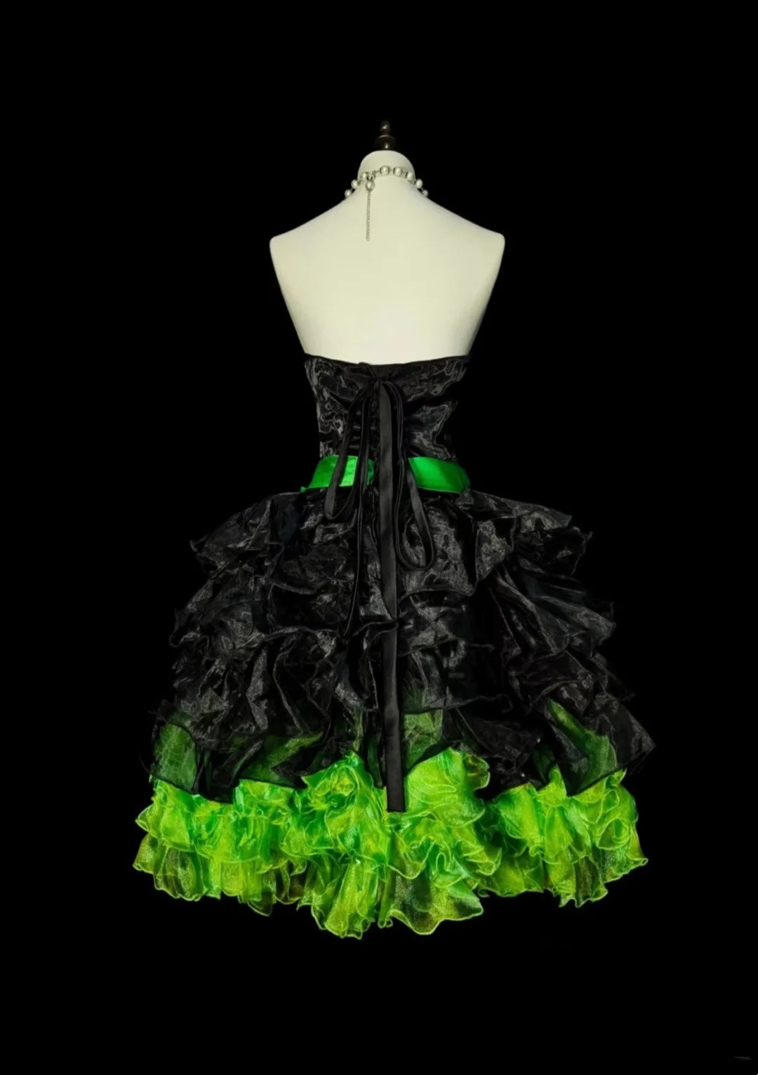 Einzigartiges Ballkleid mit Herzausschnitt, schwarz-grüner Tüll, inspiriert von den 2000er Jahren, Homecoming-Kleider, kurze Inspiration N1365