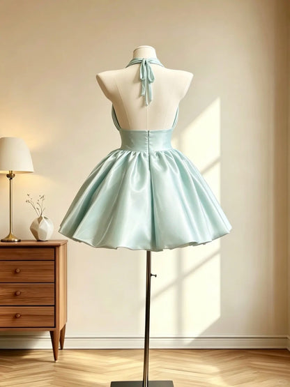 Robe de Soirée Chic Dos Nu Satin Vert Menthe Mini Inspo Senior Robe de Fête Courte Formelle Retour à la Maison RB3064