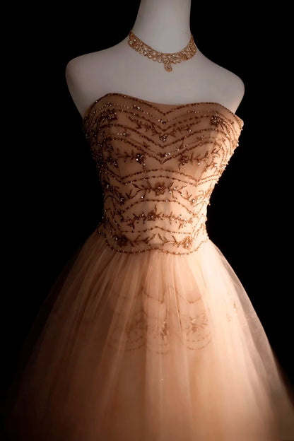 Bescheidene Ballkleider für den Abschlussball, trägerlos, Champagner, Tüll mit Perlen, langes Quinceañera-Kleid N2974