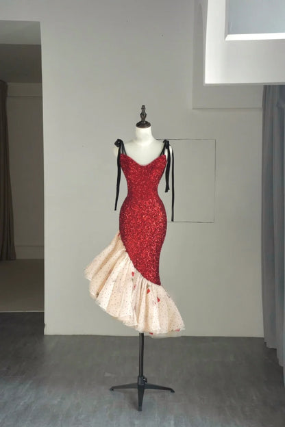 Robe de bal courte sirène à fines bretelles et sequins rouges, idéale pour les jeunes filles de 16 ans (N1177)