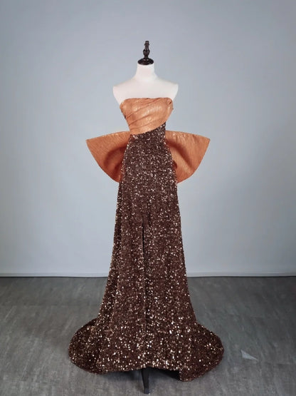 Robe de bal longue à sequins marron, coupe trapèze, sans bretelles, idéale pour les élèves de terminale (N1279)