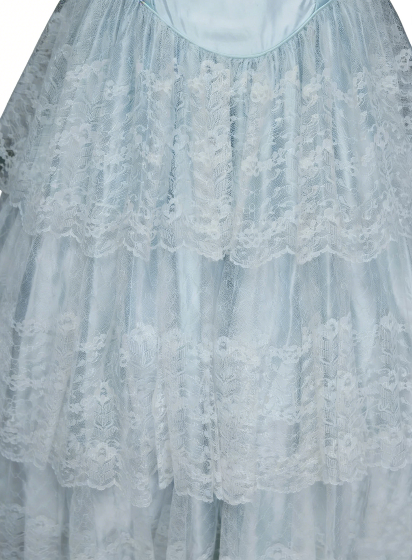 Einzigartiges Ballkleid mit One-Shoulder-Schnitt, hellblauer Tüll, inspiriert von den Homecoming-Kleidern der 2000er Jahre, Modell N1441