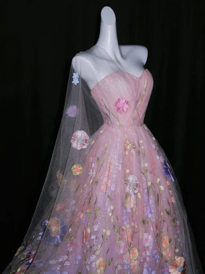Niedliches, trägerloses, ärmelloses, langes Ballkleid aus rosa Tüll mit Blumenmuster – perfekt für Quinceañera, Sweet 15 oder 16 Geburtstage (N1085)