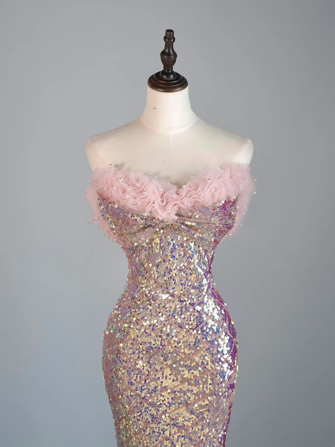 Elegantes, langes, rosafarbenes Pailletten-Abendkleid im Meerjungfrauenstil mit herzförmigem Ausschnitt, halbformelles Abendkleid N686