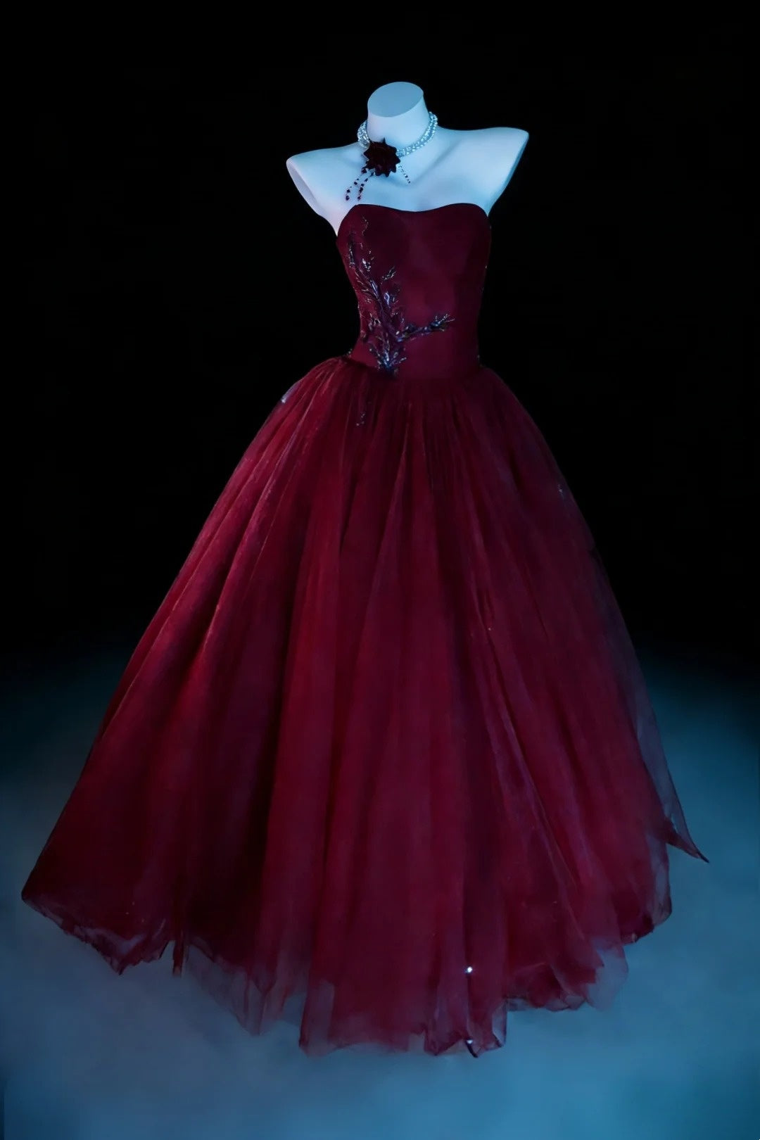 Robes de bal de promo modestes robe de bal en tulle bordeaux avec perles longue robe de Quinceañera N2962