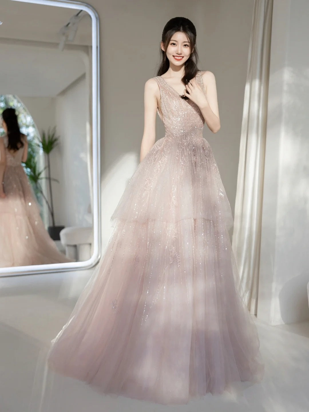 Bezauberndes Ballkleid mit tiefem V-Ausschnitt, rosa Pailletten, langes Abendkleid, beeindruckendes Outfit zum 19. Geburtstag, Abendkleid N236