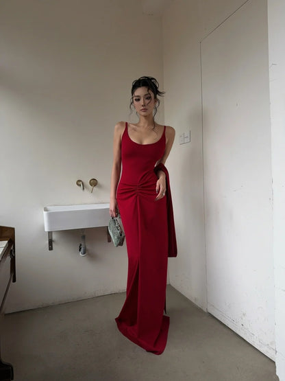 Einzigartiges Meerjungfrauen-Spaghettiträgerkleid in leuchtendem Rot mit Schal – langes Ballkleid, Inspiration für Geburtstagskleider, formelles Abendkleid N464
