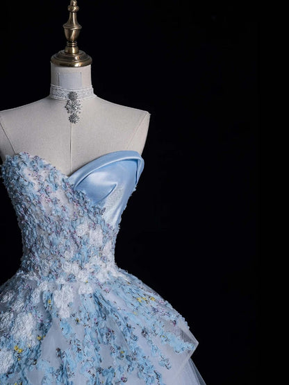 Robe de bal élégante, décolleté cœur, en tulle bleu ciel clair, longue, style tendance, idéale pour les soirées et les cérémonies de fin d'année (réf. N683)