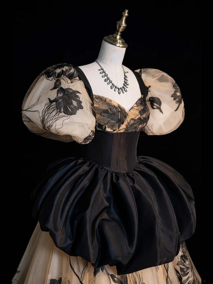 Elegantes, schwarzes, geblümtes Ballkleid mit herzförmigem Ausschnitt, kurzen Puffärmeln und langem Schnitt für Damen und Mädchen (Abendkleid N652)