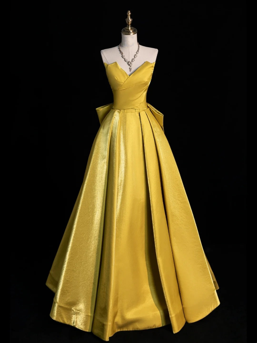 Robe de bal chic en satin jaune à décolleté cœur, robe de soirée longue pour lycéennes, N1261