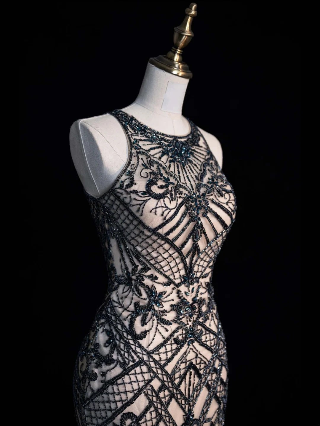 Robe de bal longue sirène vintage en tulle champagne à col bijou N1350
