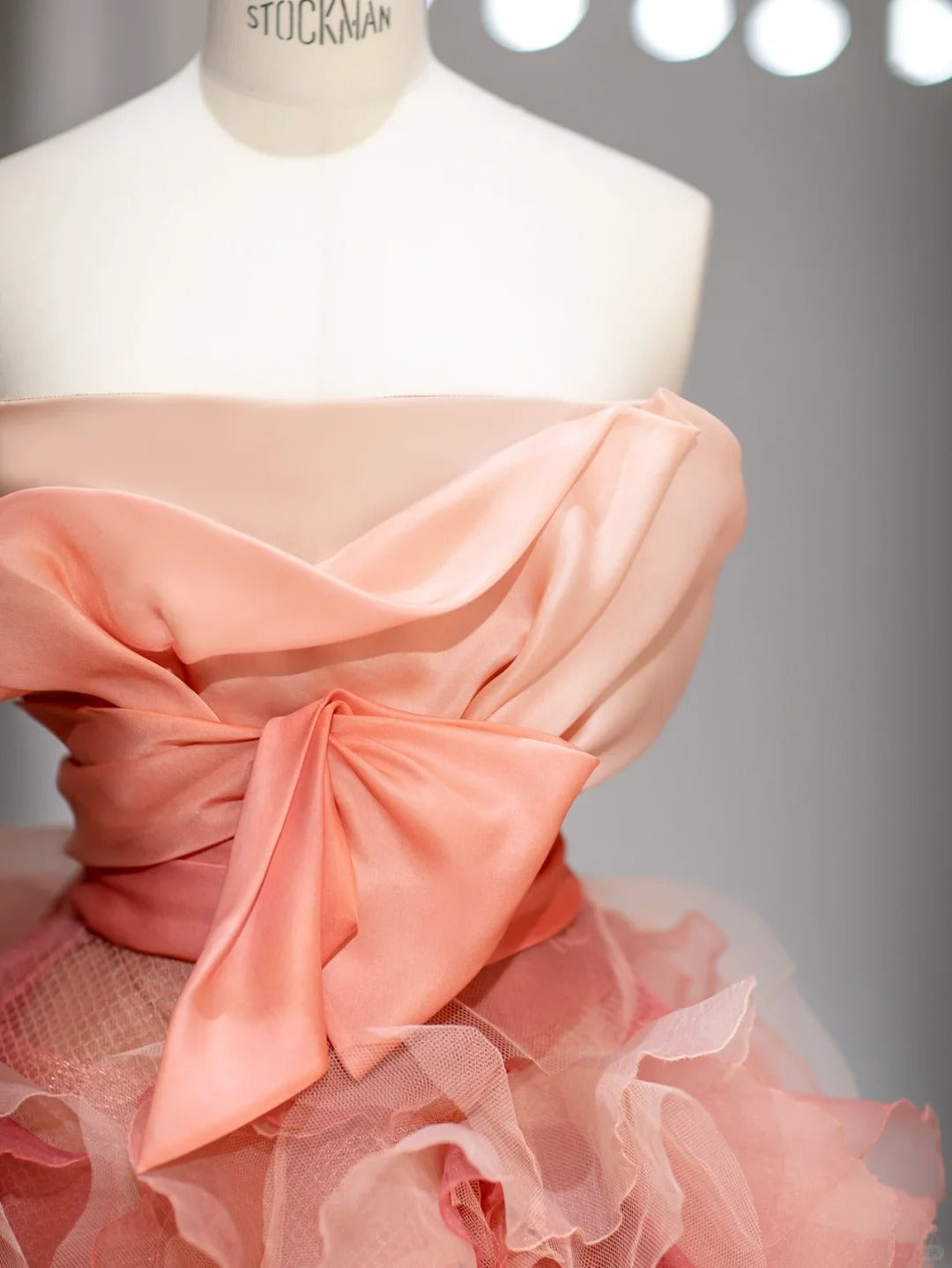 Beautiful Ball Gown Strapless Pink Tulle Sleeveless Long Prom Dresses Inspo Formal Outfits RB3989