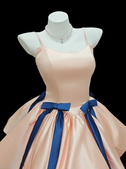 Romantisches Ballkleid Spaghettiträger Altrosa Satin Abschlussball Inspiration Abschlussball Kleider N4502