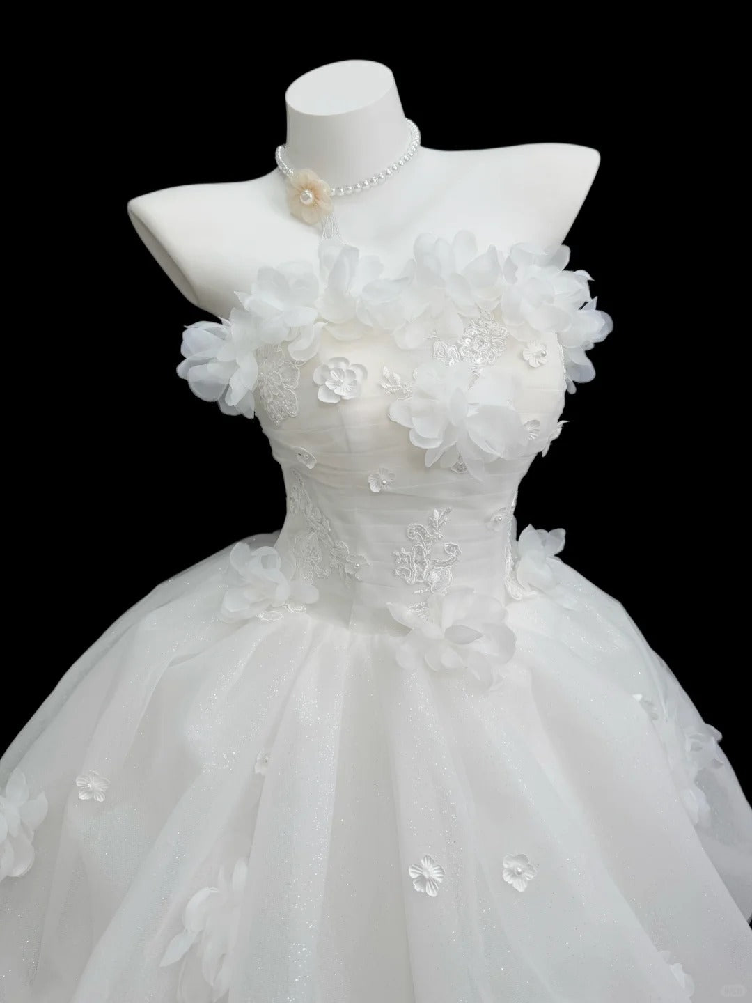 Dream Wedding Dresses Ball Gown Strapless Sleeveless Garden White Tulle Vintage Wedding Dress N4555