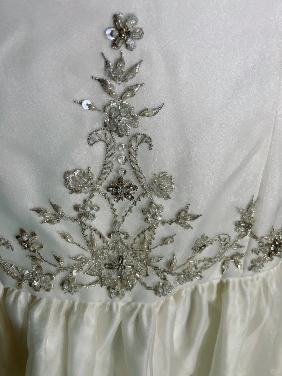 Robes de Mariée Uniques Sirène Bustier Bohème Dentelle Appliquée Blanche Longue Robe de Mariée N3288