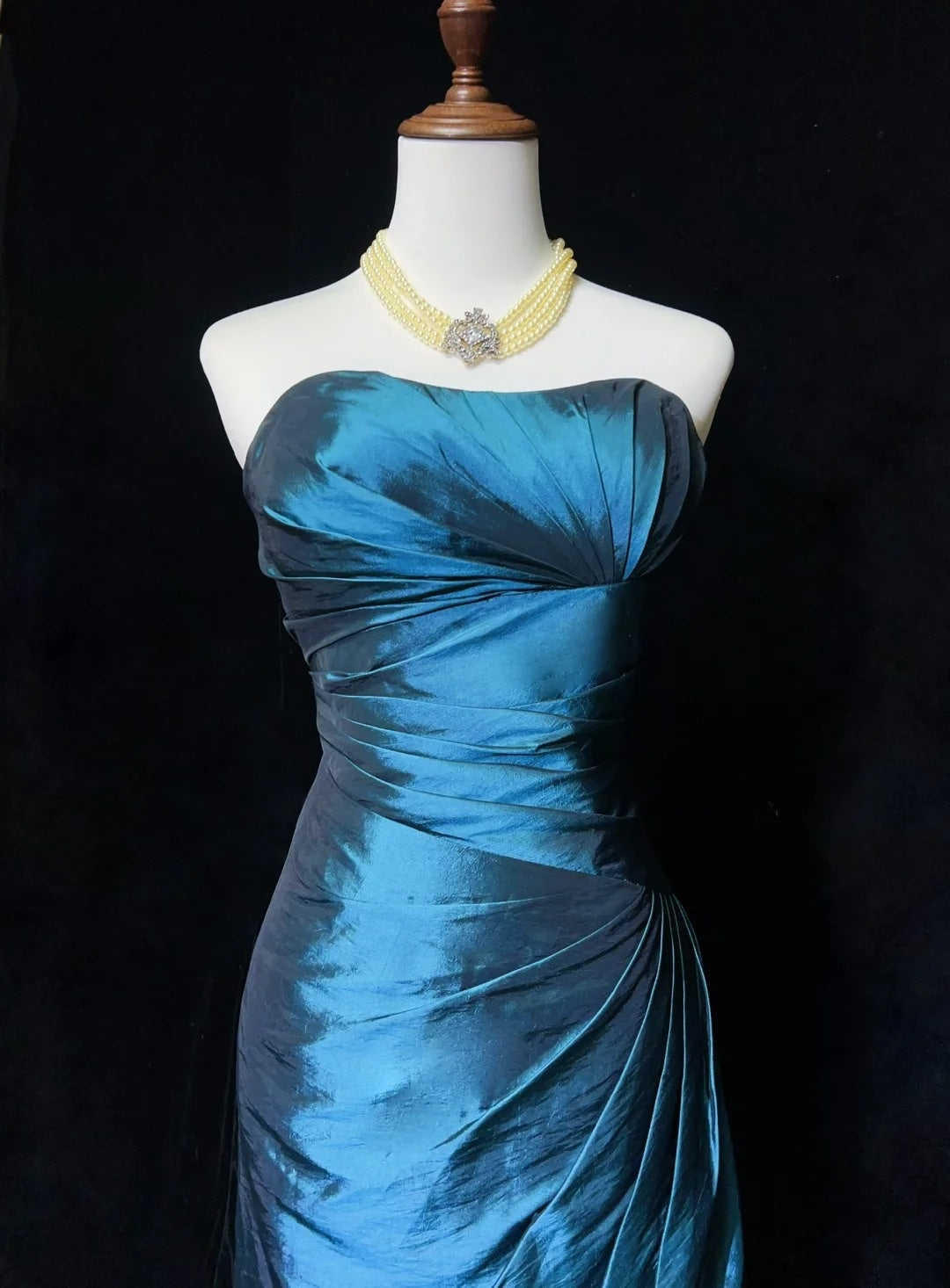 Jolie Robe de soirée bustier bleu marine mi-longue pour le bal de promo N2641