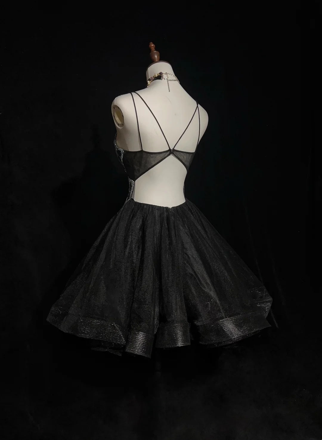 Jolie Robe de Bal Courte en Tulle Noir avec Bretelles Fines, Robes de Soirée de Retour à la Maison N2628