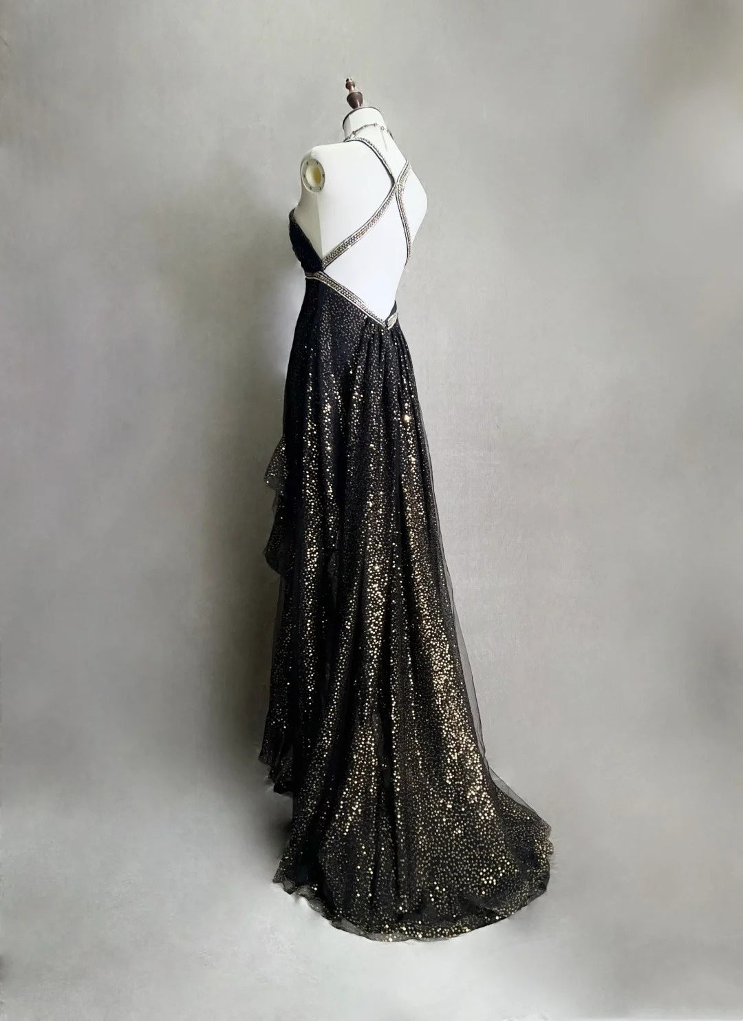 Vintage Abschlussballkleider Meerjungfrau Neckholder Schwarz Pailletten 70er Jahre mit Perlen Bestickt Rückenfrei Langes Abendkleid N2518