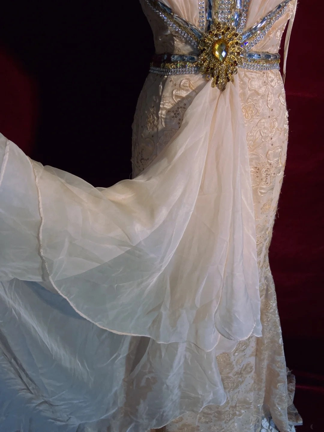 Vintage Prom Dresses 90er Meerjungfrau V-Ausschnitt Champagner Spitze Lange Semi-Formelle Abendkleider N3652