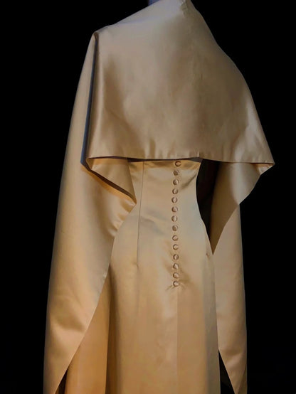 Vintage Prom Dresses Inspo A Line Gold Satin 90s With Beading Cape For Women Formal Gowns N3340