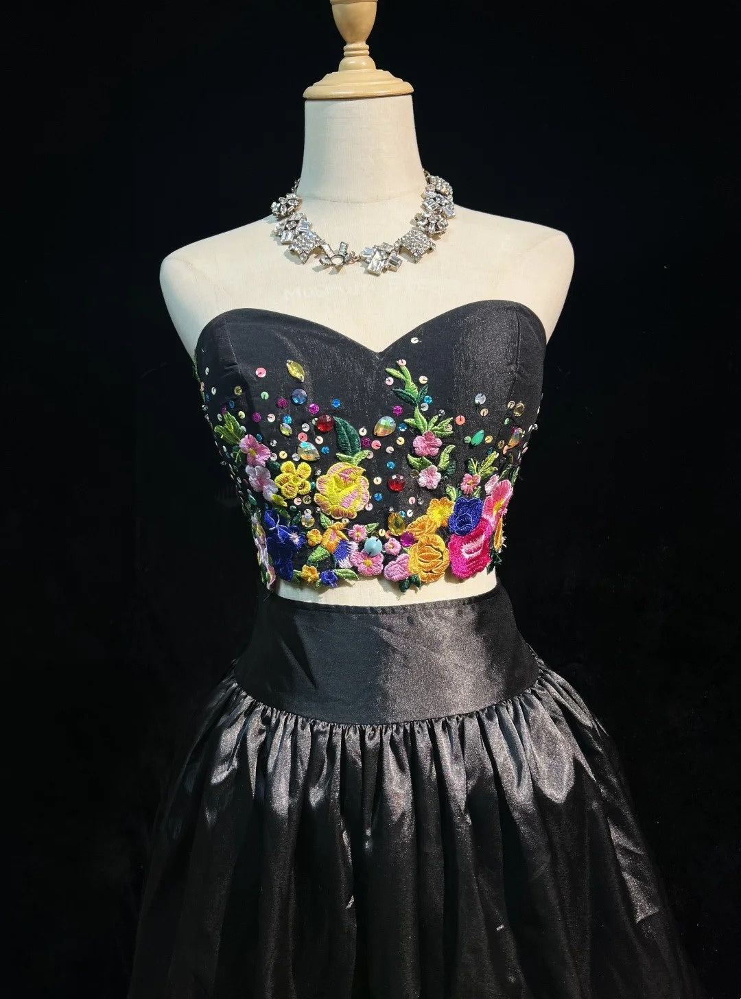 Süßes Ballkleid 2-teilig Schwarz Geblümt Satin Ideen für Damen Kurze Länge Geburtstagskleider Homecoming Outfits N3449