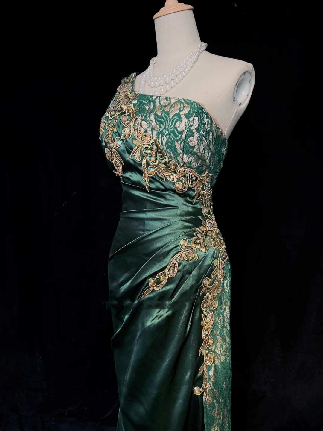 Vintage Prom Dresses Inspo Meerjungfrau Ein-Schulter Dunkel Smaragdgrün 1990er Mit Gold Spitze Abendkleider N3320
