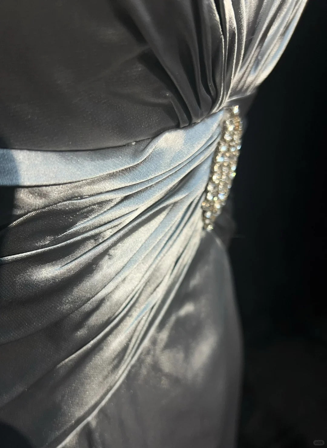 Robes de bal vintage des années 2000, coupe A, dos nu, gris argenté avec volants, longue robe de bal N3028