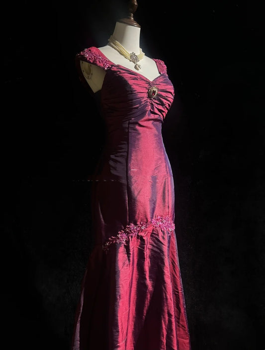 Vintage Prom Dresses Mermaid Sweetheart Burgundy Taffeta With Applique Long Formal Dress N2445