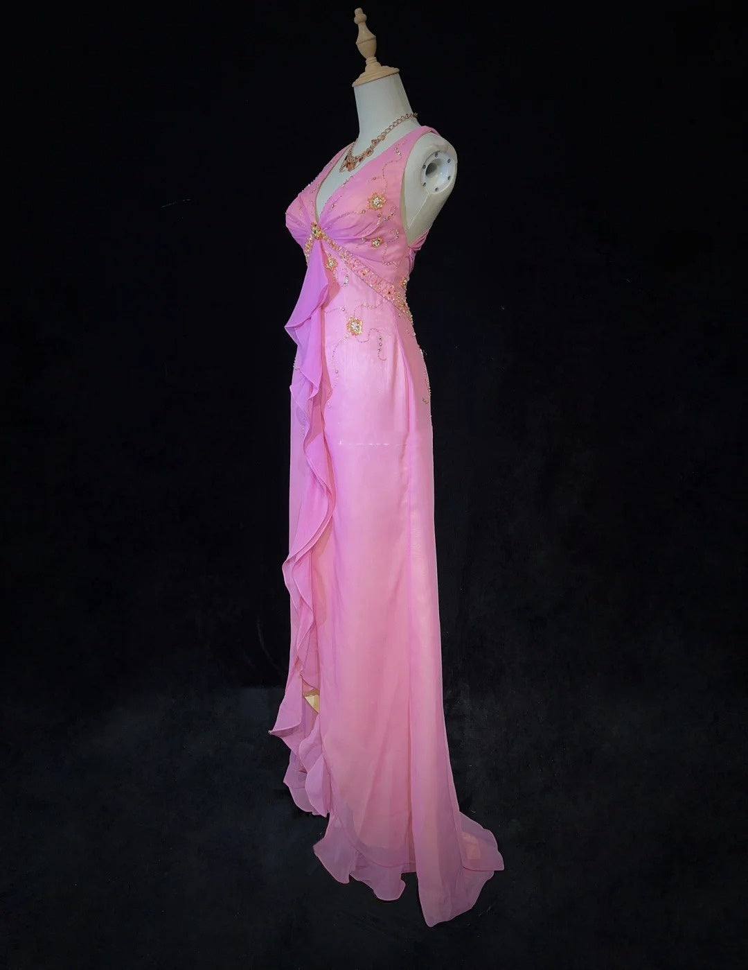 Idées de robes de bal modestes sirène col en V mousseline rose avec perles à volants pour femme robe de soirée formelle N3231