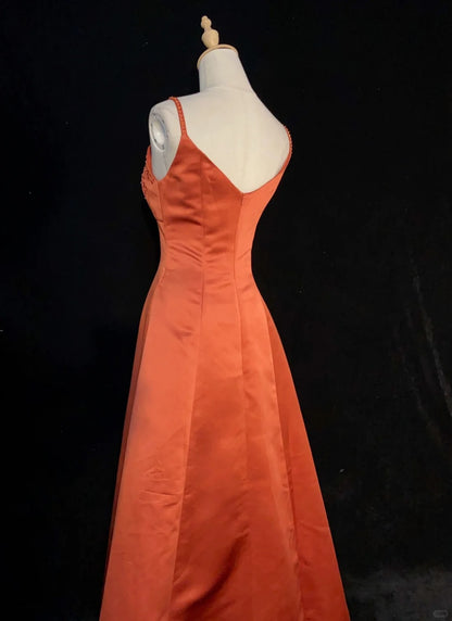 Robes de bal modestes ligne A bretelles spaghetti orange avec perles longues tenues de soirée N3445