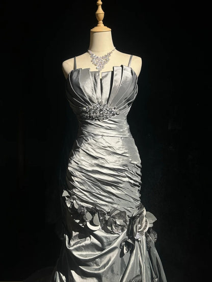 Magnifiques Robes de Bal Sirène Bretelles Fines Gris Argenté avec Fleurs Longues Tenues de Soirée Formelles N3684