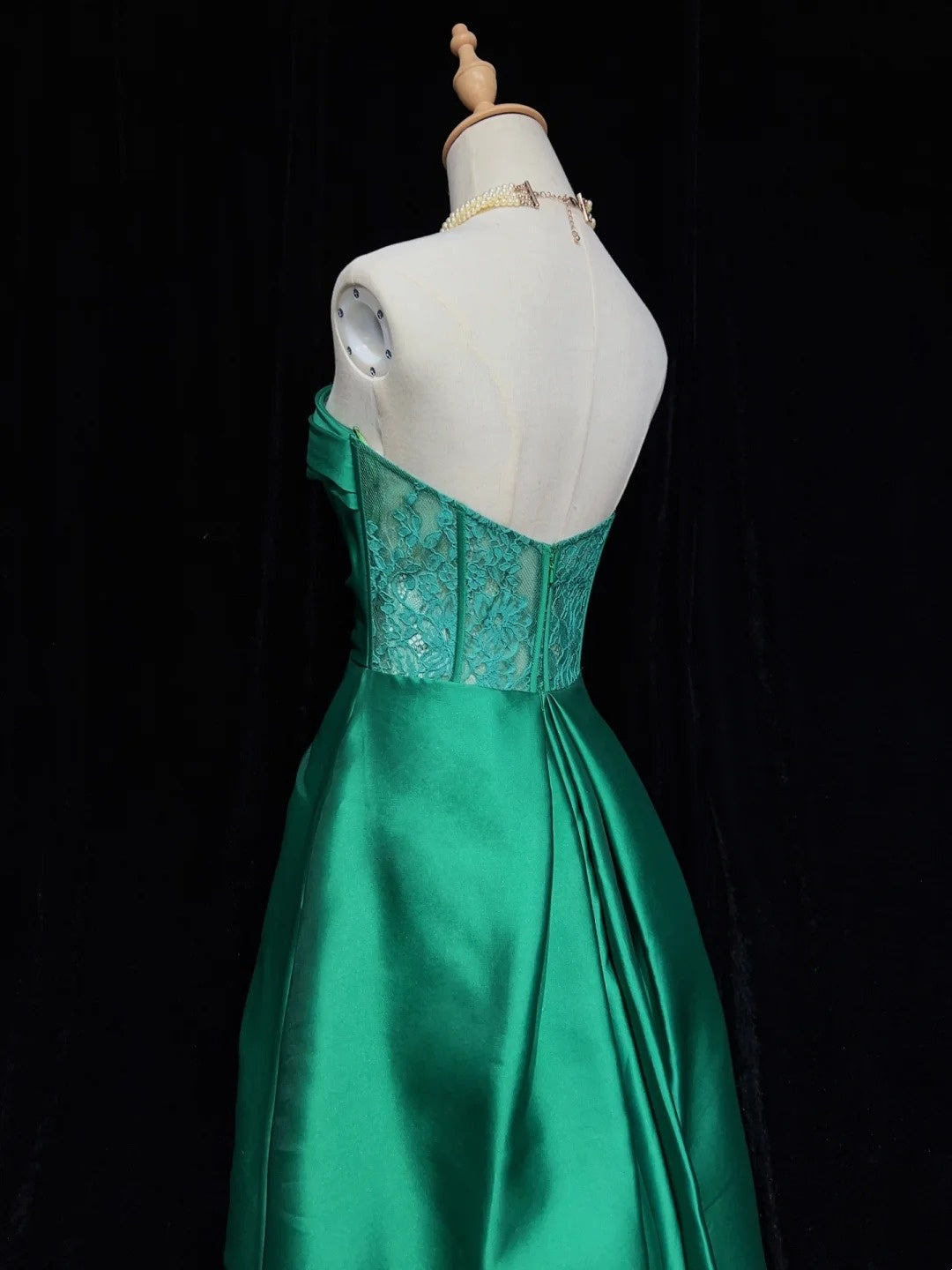 Ravissante Robe de Bal sans Bretelles Vert plissé Longue Robe de Soirée Formelle N3902
