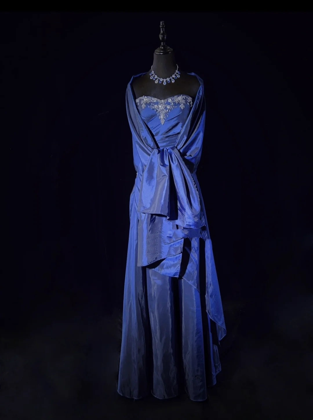Robes de Bal Vintage, Coupe A-ligne, Col Cœur, Taffetas Bleu Marine, Cape Perlé Années 90, Longue Robe de Soirée N2904