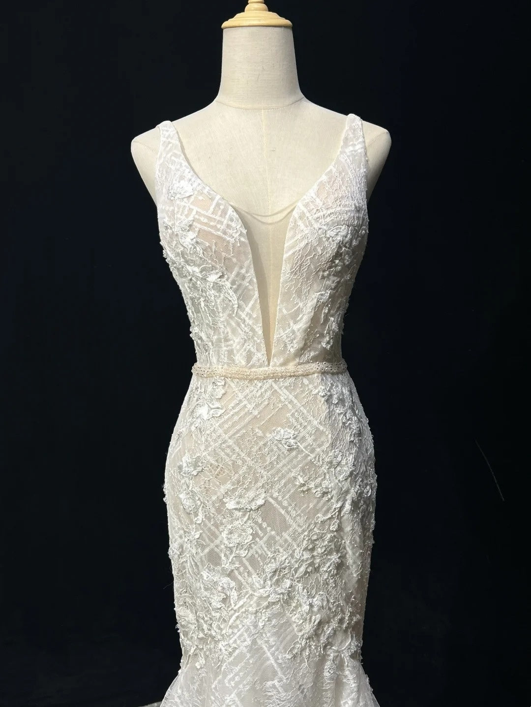 Glitzernde Brautkleider Meerjungfrau V-Ausschnitt Elfenbeinfarbene Spitze Langes Brautkleid Hochzeitskleid N2930