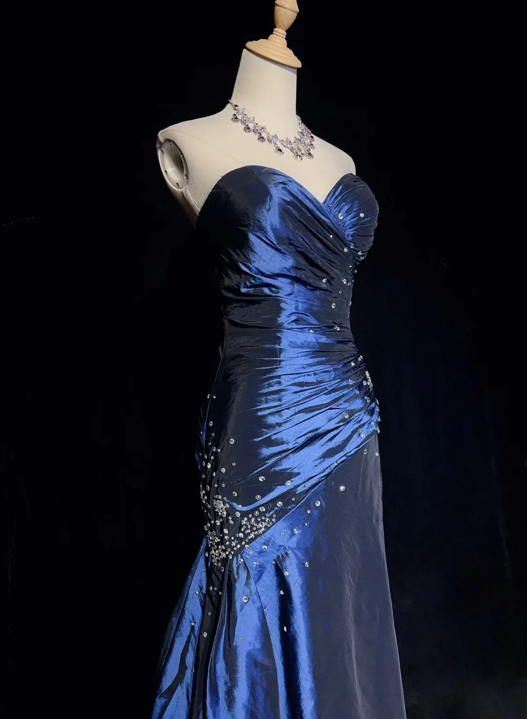 Robes de bal vintage des années 90 sirène bustier bleu marine satin longues avec perles tenues de soirée N3135