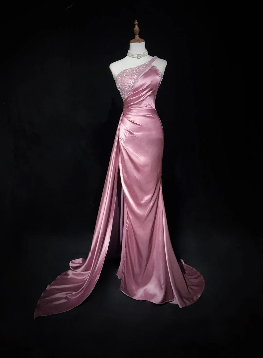 Vintage Promkleider Inspo Meerjungfrau Ein-Schulter-Satin mit Perlen Schlitz 80er Jahre Langes Ballkleid N2735