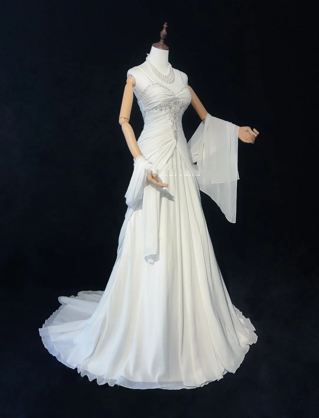 Robes de Mariée Intemporelles Sirène Bretelles Spaghetti Mousseline Blanche avec Écharpe Longue Robe de Mariée N3063