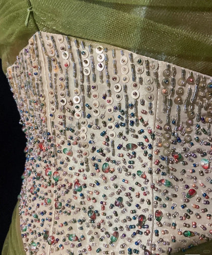 Inspiration für bescheidene Abschlussballkleider: Meerjungfrauen-Spaghettiträger, grüner Chiffon mit Perlen im 80er-Jahre-Stil, lange Ballkleider N3409