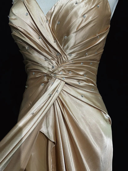 Vintage Abschlussballkleider Inspo A-Linie V-Ausschnitt Gold Satin Lang 1990er Mit Perlen Abendkleider N3347