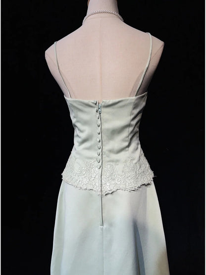 Robes de bal modestes d'inspiration ligne A licou en satin vert sauge clair avec dentelle pour femme robe de soirée N3225