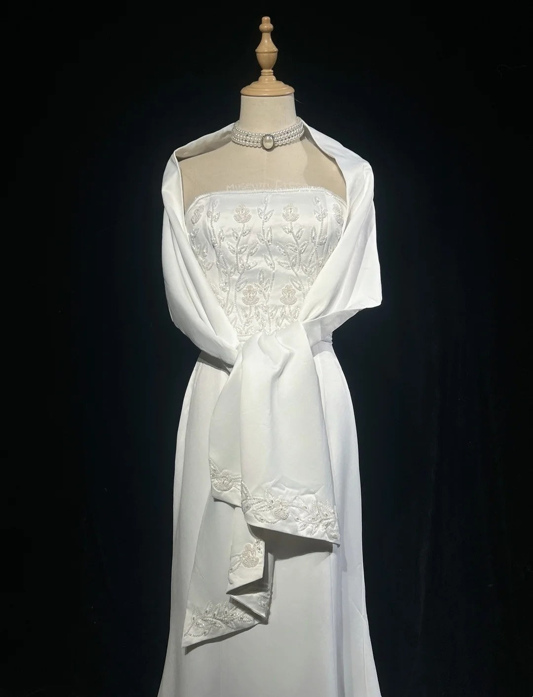 Vintage 90s Wedding Dresses Mermaid Strapless Satin White Beading Summer Garden Long Bridal Gown N3823