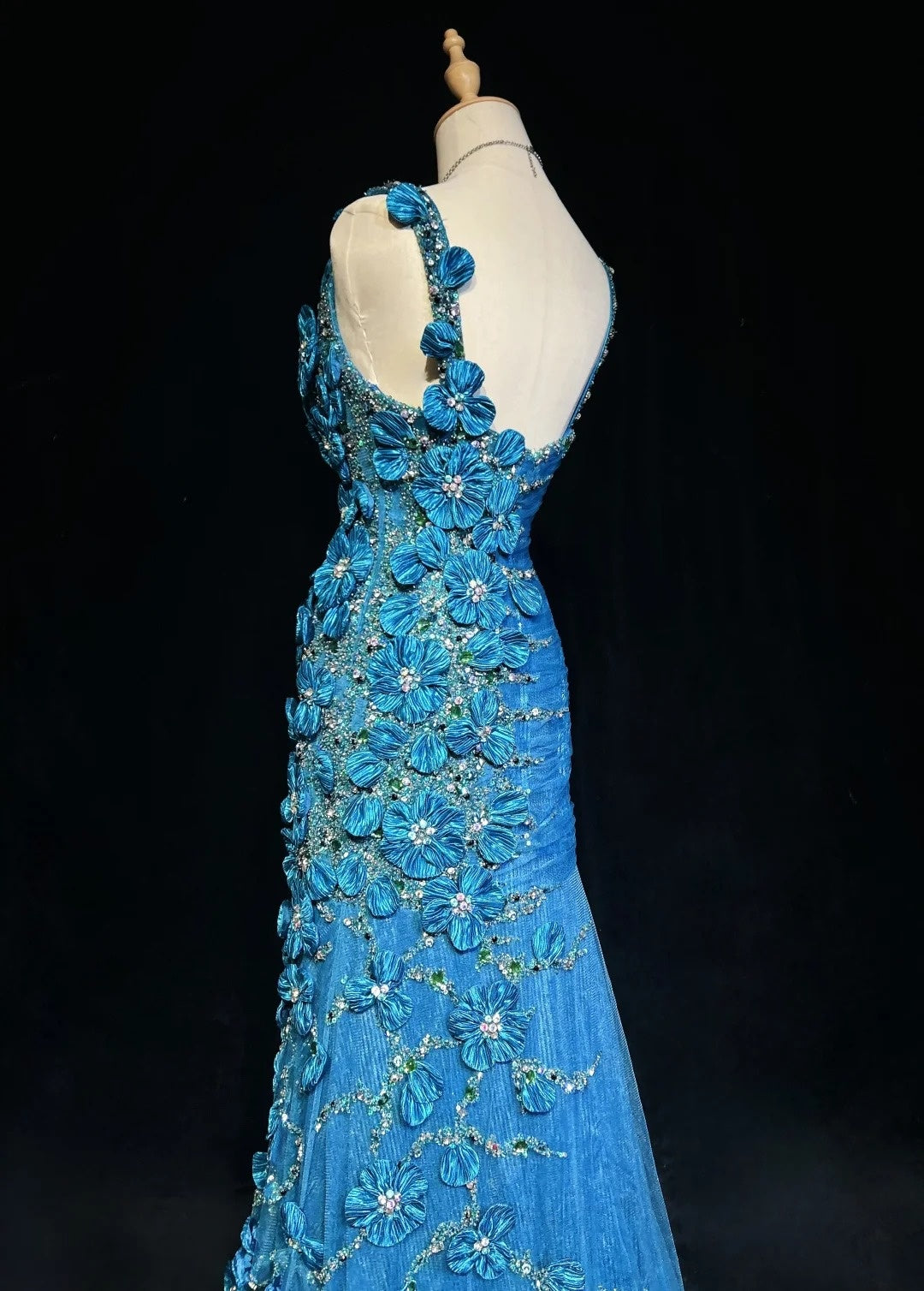 Robes de bal vintage des années 80 Robe de soirée longue asymétrique à paillettes bleu roi et bretelle irrégulière N2537