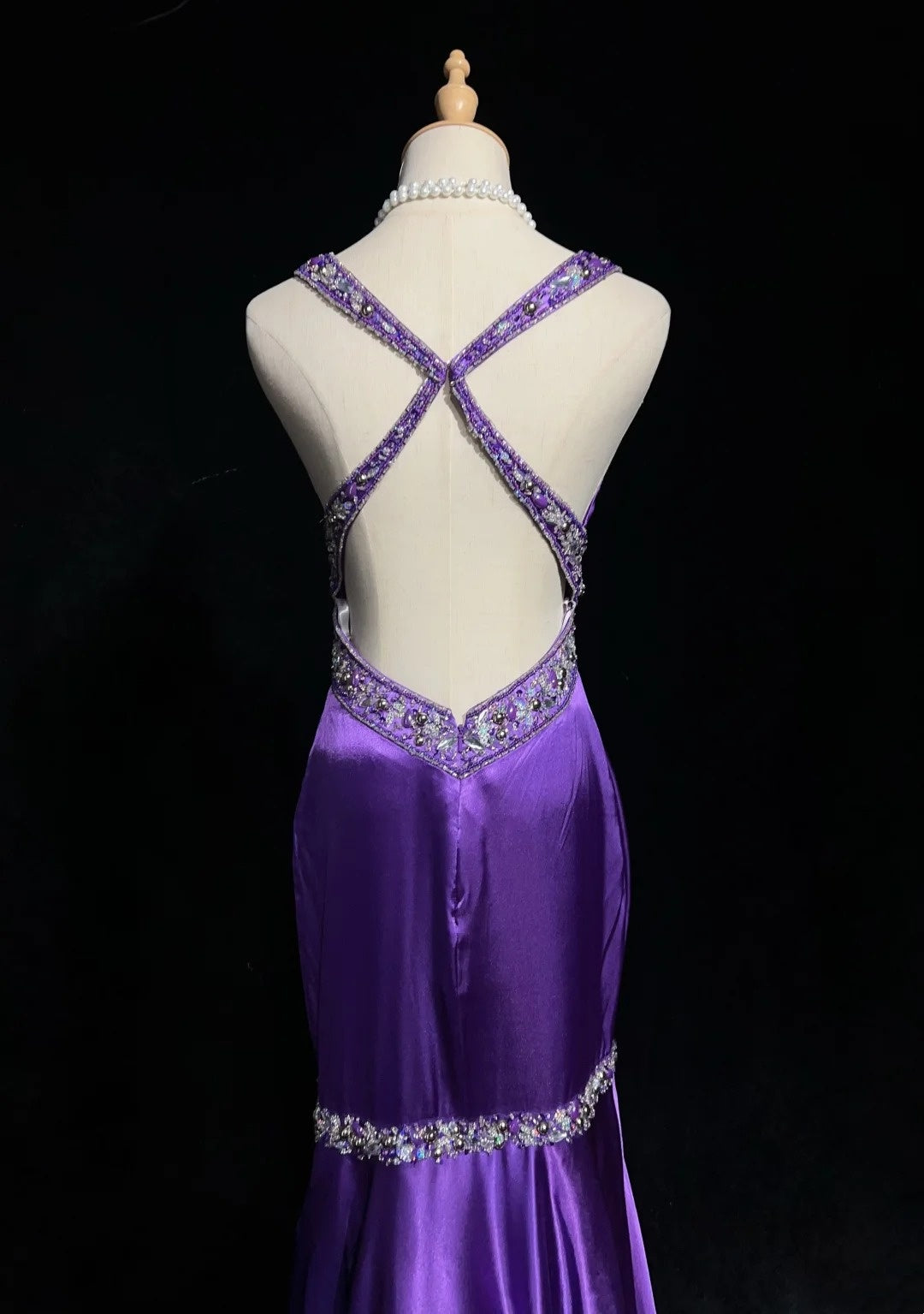 Robes de bal vintage Sirène Bretelles fines Satin années 80 avec perles Dos nu Longue robe de soirée formelle N2515