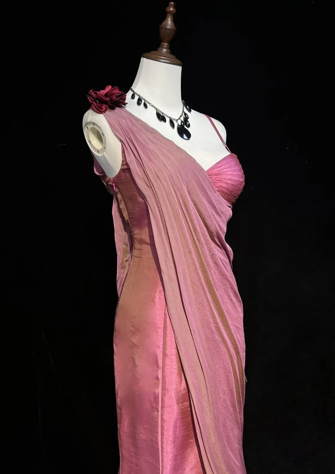 Robes de bal vintage des années 60, sirène asymétrique, bretelles, mousseline rose avec longue robe de bal à volants N3095