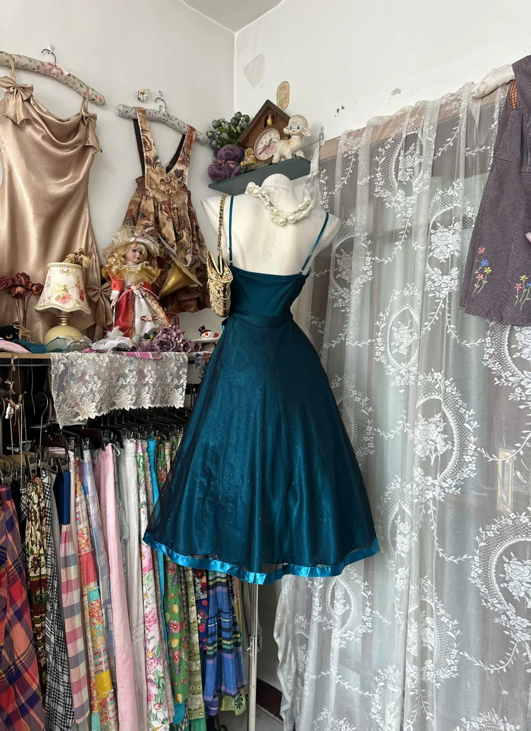 Wunderschönes Ballkleid mit Spaghettiträgern und Schleife, 12. Klasse, kurze knielange ästhetische Homecoming-Kleider RB4364