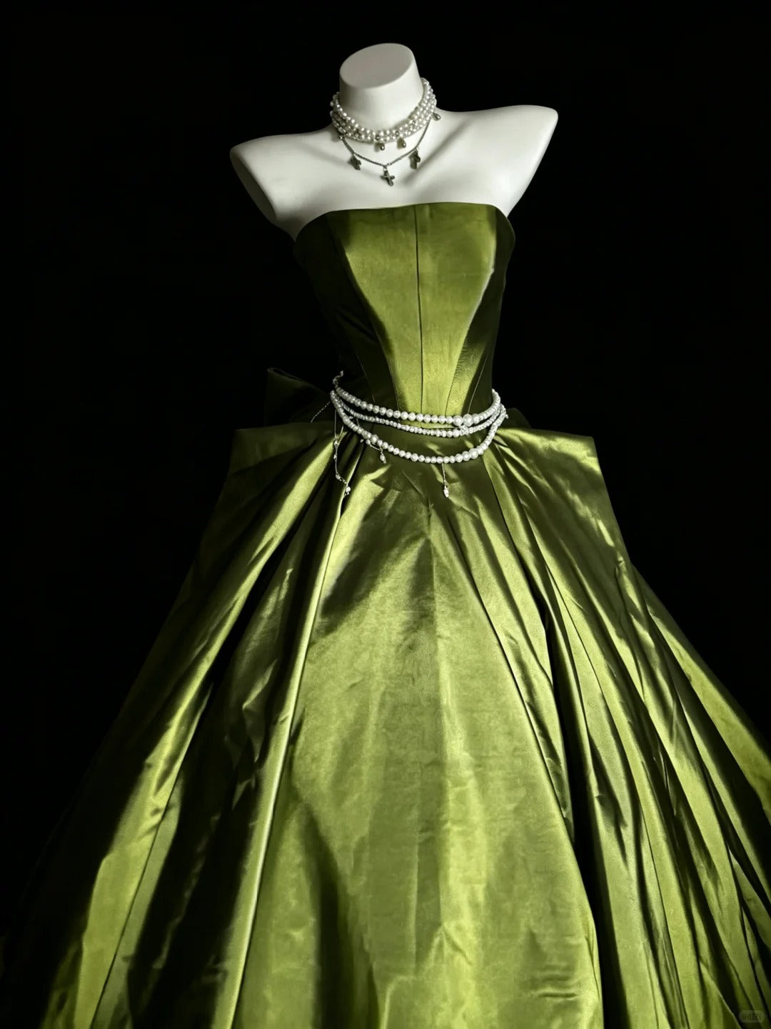 Princess Ball Gown Strapless Olive Green Satin With Ruffles Sweet 16 Dresses Quinceanera Dress N4190