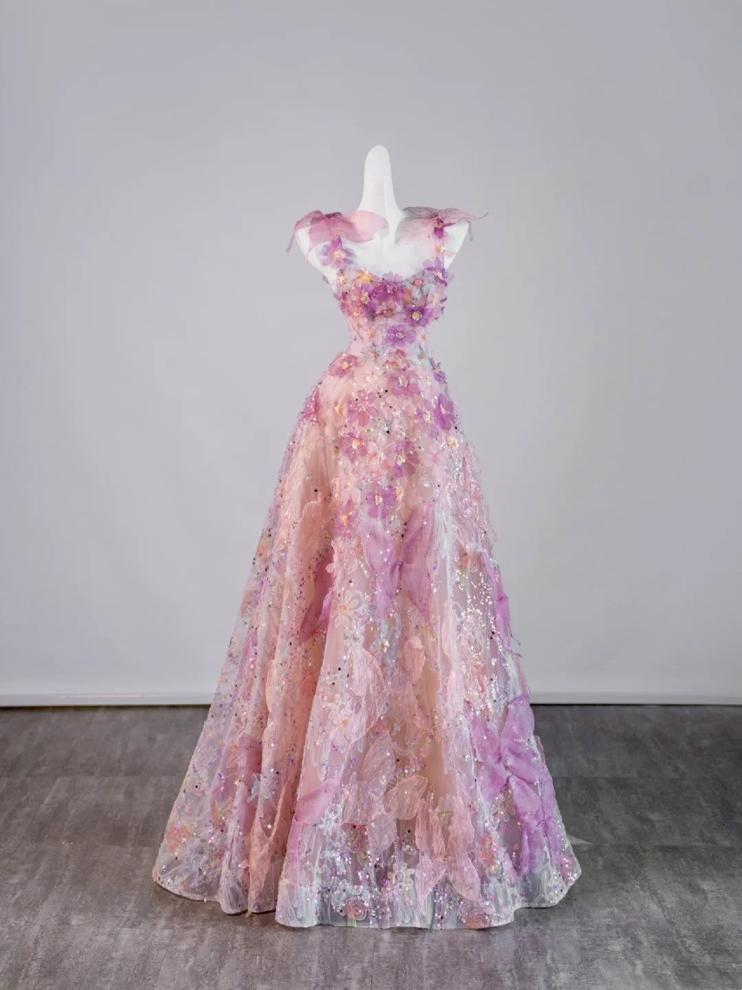 Niedliches Ballkleid mit Herzausschnitt, floralem Muster, langes Abendkleid, formelles Abendkleid, Inspiration für ein Abendoutfit N242