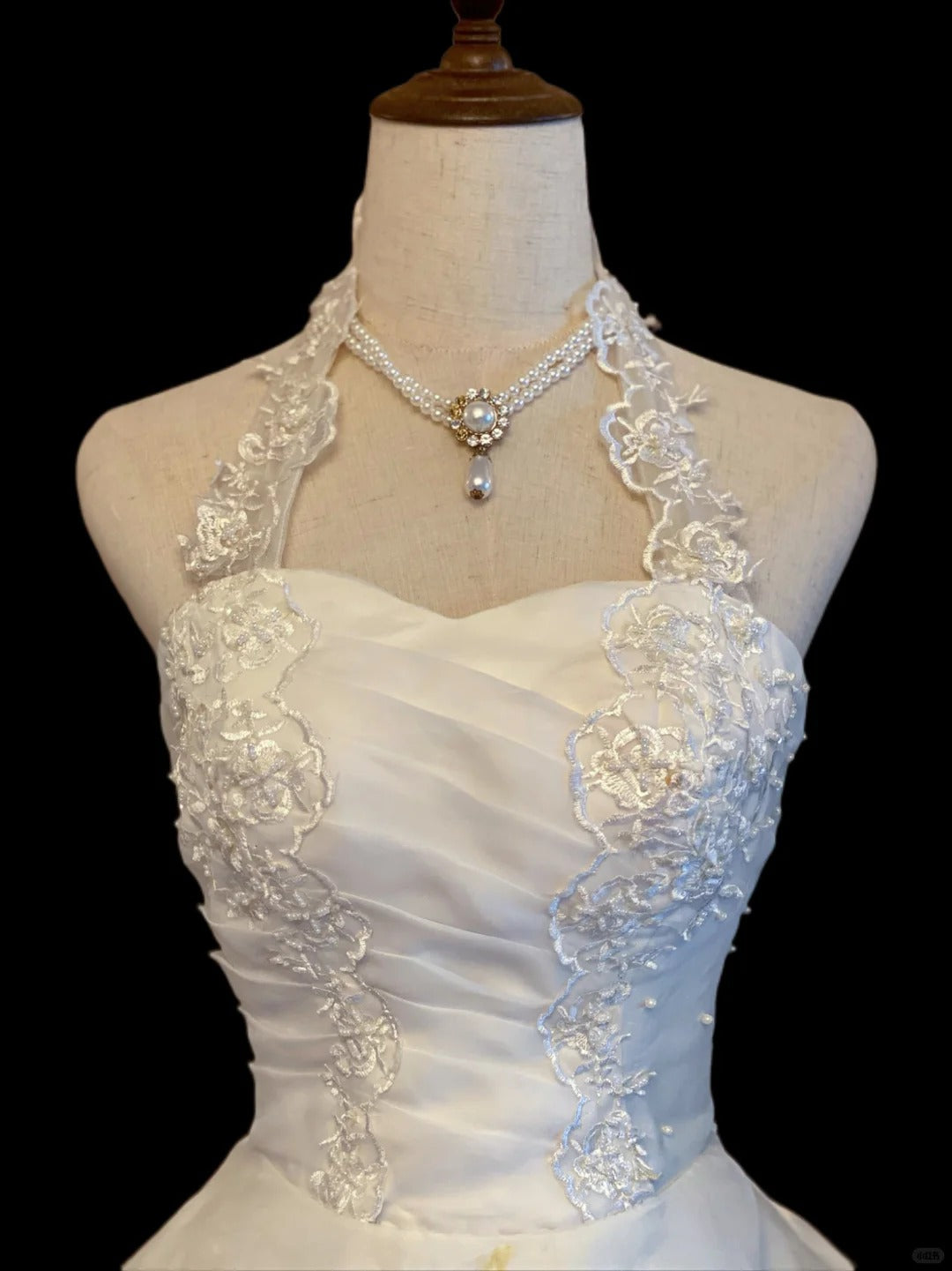 Princess Ball Gown Halter White With Layered Tiered Long Sweet 16 Dresses Seventeen Quince Dress RB4026