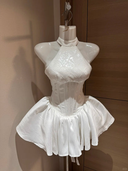 Süßes Ballkleid Hoher Ausschnitt Weiße Pailletten Night In Rio Inspo Hoco Kleid Ideen Homecoming Kleider RB4032